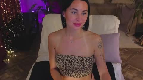 Snapshot of lilu5107 chatting on 05/07/26, 04:34 Lilu online show from 05/07/26, 04:34