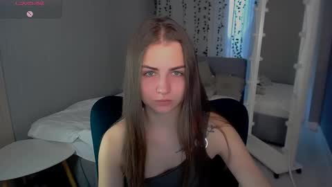 lilu__moon online show from 12/17/25, 07:14