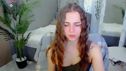 lilu__moon online show from 01/16/26, 06:39
