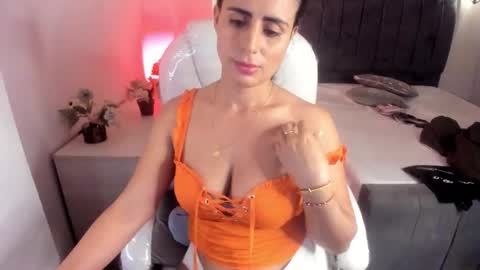 Lilu online show from 09/28/25, 08:42