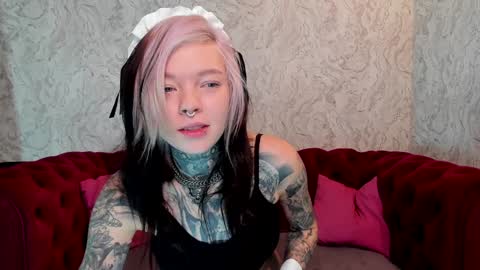 Snapshot of lilu_kayden chatting on 12/27/24, 04:10 Little slave Kayden online show from 12/27/24, 04:10