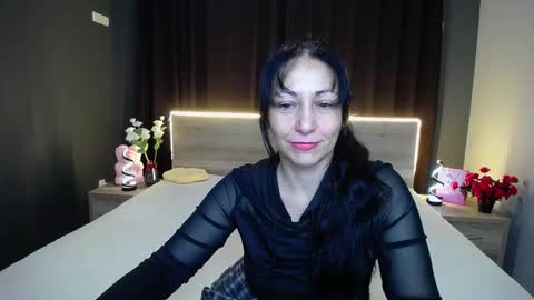 lilugrants online show from 12/01/25, 07:08