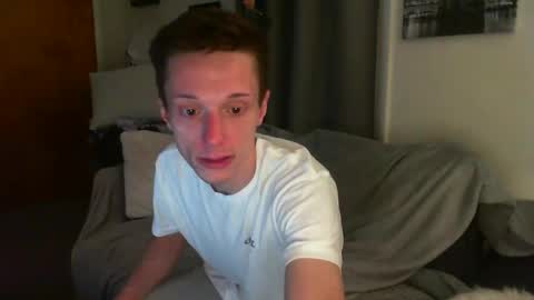 Snapshot of lilvioletxxx chatting on 10/05/25, 03:27 Little Violet online show from 10/05/25, 03:27