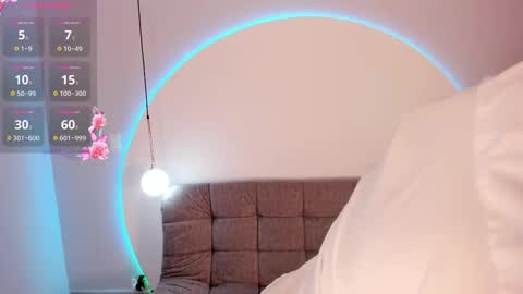 lily__rousse online show from 09/11/25, 11:49