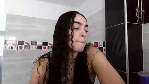 lily_anal_squirt online show from 07/06/26, 07:27
