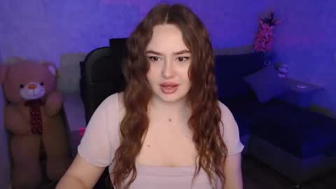 Snapshot of lily_baker_ chatting on 01/09/26, 12:30 lily_baker_ online show from 01/09/26, 12:30