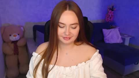 lily_baker_ online show from 06/17/26, 10:28