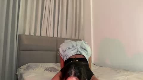 Lily online show from 07/28/26, 11:26