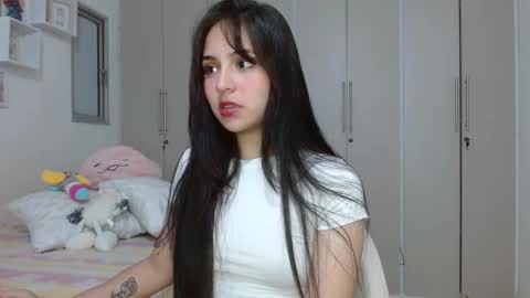 Snapshot of lily_crushx chatting on 01/07/25, 07:52 Lirio online show from 01/07/25, 07:52