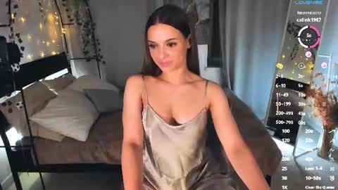 lily_dallass online show from 07/11/26, 01:03