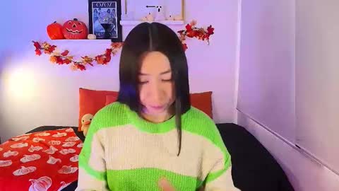 just lily online show from 11/03/25, 09:48