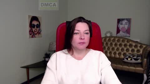 Lily online show from 12/09/24, 10:54