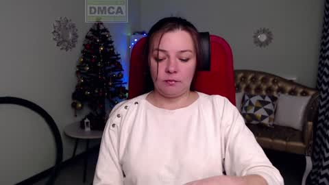 Lily online show from 12/27/24, 03:53