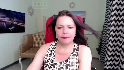 Lily online show from 05/15/26, 06:53
