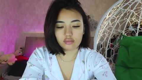 Lily online show from 10/24/25, 04:53