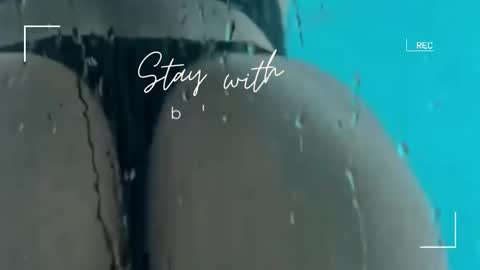 Lily online show from 11/18/25, 09:30