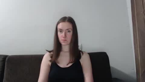 lily_love_x online show from 12/21/25, 10:06