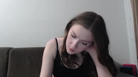 lily_love_x online show from 02/13/26, 11:56