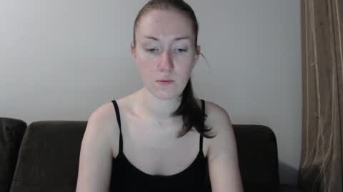 lily_love_x online show from 06/13/26, 02:42