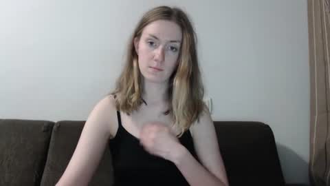 lily_love_x online show from 07/13/26, 11:40