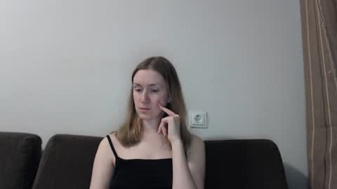 lily_love_x online show from 07/15/26, 11:10