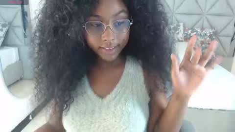 lily_mendoza online show from 06/11/26, 12:32