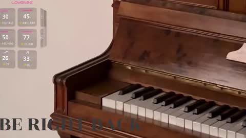 Snapshot of lily_merlin chatting on 10/21/25, 11:27 Lily online show from 10/21/25, 11:27