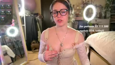 your lilyyyyyyy online show from 05/21/26, 07:32