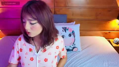 Lily  online show from 07/12/26, 07:38