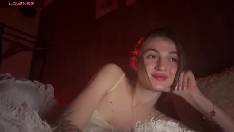 Sophie online show from 09/13/25, 07:02