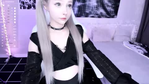 Lily online show from 01/16/26, 12:58