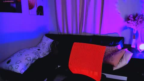 LILY online show from 09/23/25, 08:39