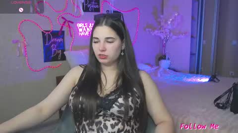 Lilya online show from 05/11/26, 07:03