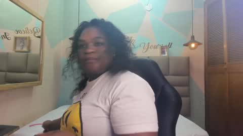 Lily online show from 01/21/25, 09:13