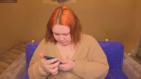 Snapshot of lilybelll chatting on 04/09/26, 01:05 Lily online show from 04/09/26, 01:05