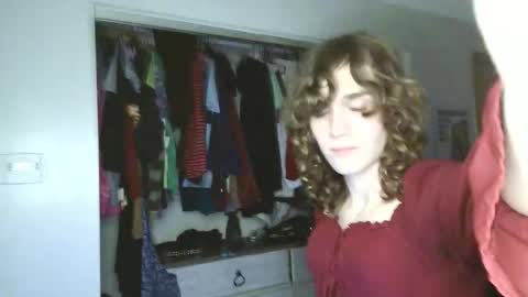 Snapshot of lilybvixen chatting on 03/03/26, 04:40 lilybvixen online show from 03/03/26, 04:40
