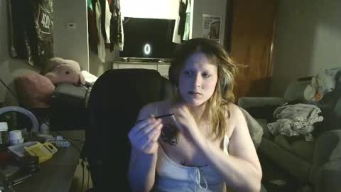 Snapshot of lilybvixen chatting on 05/13/26, 03:26 lilybvixen online show from 05/13/26, 03:26