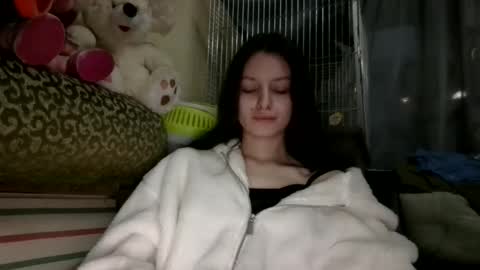 lilycandy_ online show from 12/04/24, 01:53
