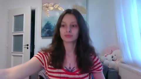lilycandy_ online show from 04/04/26, 12:35