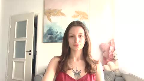 lilycandy_ online show from 04/17/26, 10:18