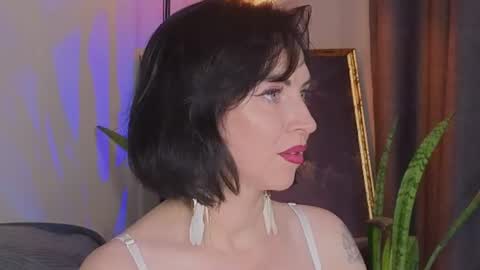 Lily online show from 06/13/26, 06:44