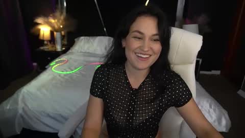 Lily online show from 11/04/25, 02:05