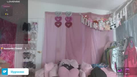 Lily Grace online show from 10/08/25, 10:40