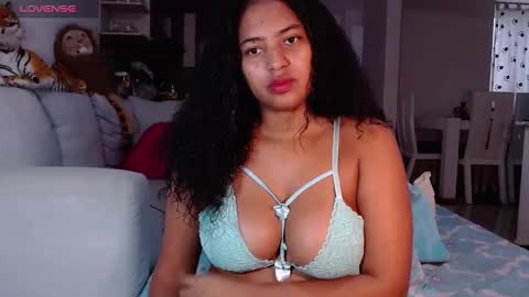 Snapshot of lilyjacksonn chatting on 02/10/25, 12:29 Lily.. online show from 02/10/25, 12:29