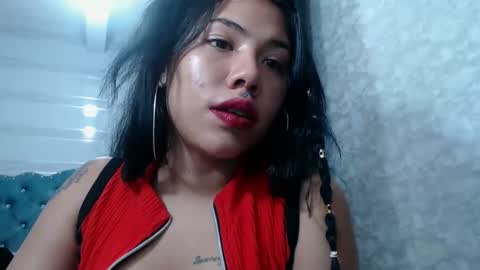 lilyjamesx online show from 03/03/25, 08:00