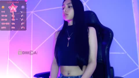 Liliana louise online show from 10/14/25, 10:32