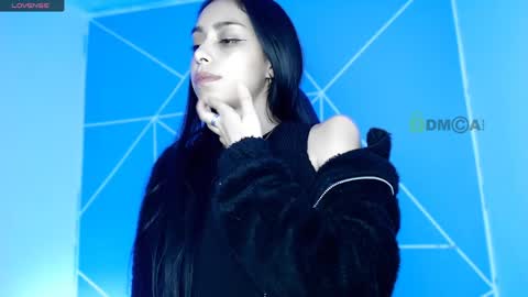 Liliana louise online show from 05/25/26, 01:00