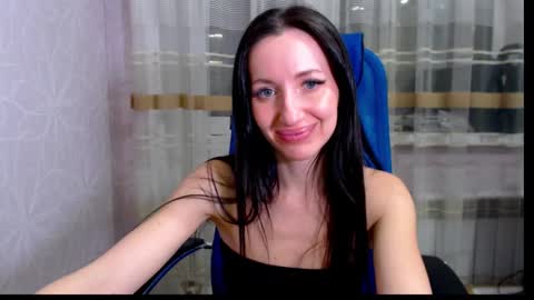 Lily online show from 01/25/25, 11:54