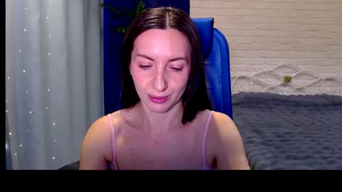 Lily online show from 01/14/26, 08:20