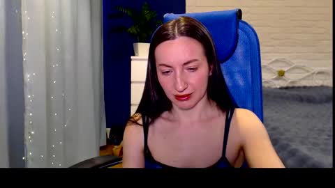 Lily online show from 02/09/26, 09:24